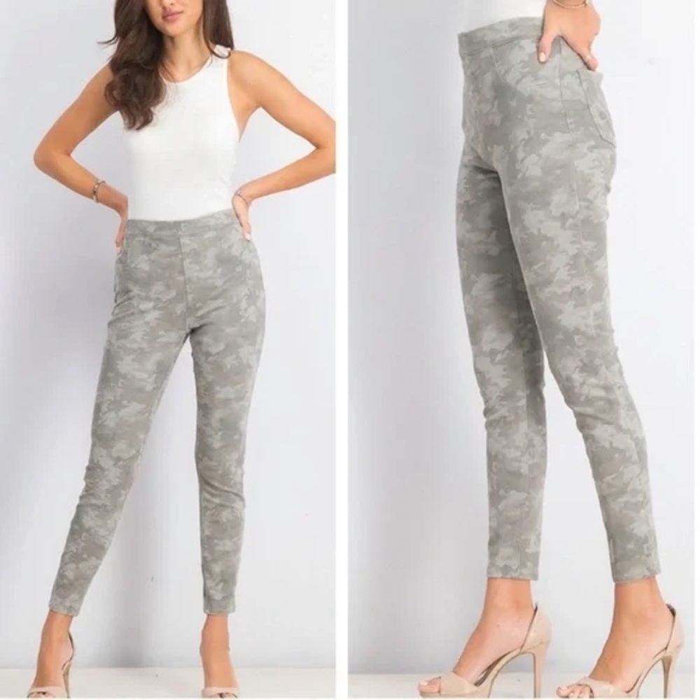779. Spanx Women’s Jean-ish Camo Ankle Skinny Jeggings Leggings